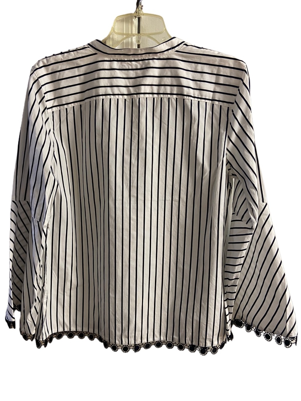 Lauren Ralph Lauren Striped V-Neck Bell Sleeve Crochet Lace Hem Top L - Picture 2 of 7